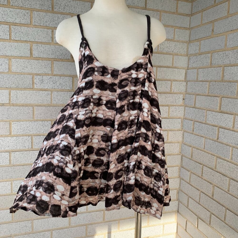 FREE PEOPLE FLOUNCY SHIRT BLOUSE TOP SIZE M FULLY LINED 60% VISCOSE 40% RAYON